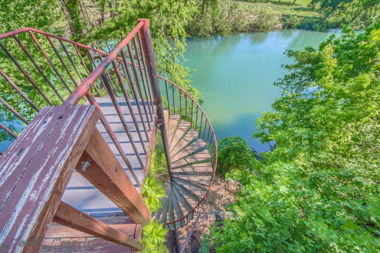 Ss 4B Riverside Condo Ню Браунфелс Екстериор снимка