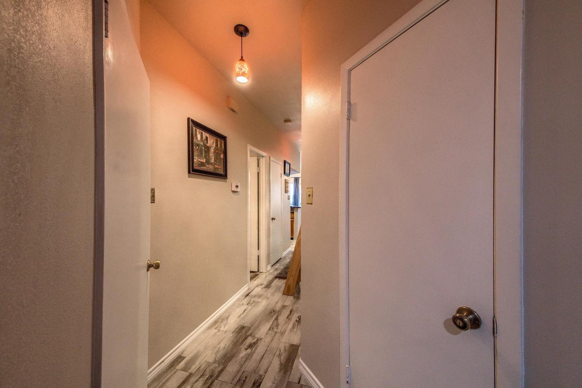 Ss 4B Riverside Condo Ню Браунфелс Екстериор снимка